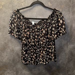 Amuse Society Black Floral Cropped Blouse